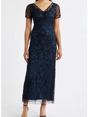 Pisarro Nights • NWOT $270 USD Beaded Mesh Column Gown PTP 17-22” Sz 14